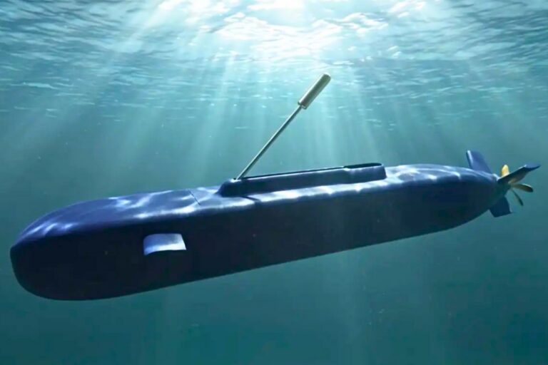 Tengiz, the new XLUUV launched by STM, is capable of launching torpedoes. Image: STM