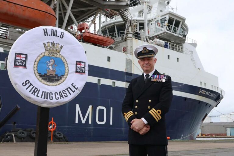 Sailors and dignitaries alike celebrated the commissioning of minehunting ship HMS Stirling Castle into the Royal Navy at a ceremony on the banks of the Firth of Forth in Scotland.