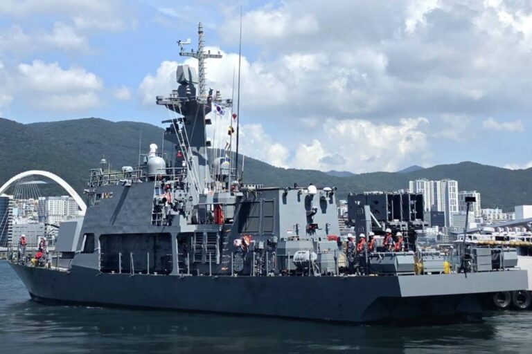 The first Golden Eagle-B Batch-II ship in the water at HJSC’s Busan Yeongdo shipyard.